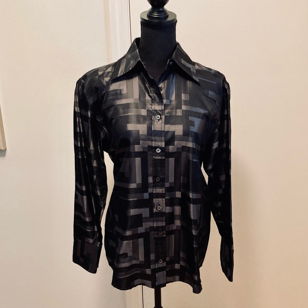 Vintage 1990’s  Gucci Tom Ford Era 100% Silk Black Oversized Button Down Shirt